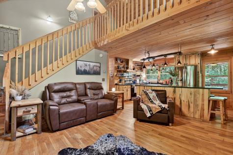 979 Cherokee Lane Mccaysville GA 30555