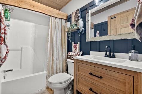 979 Cherokee Lane Mccaysville GA 30555
