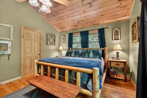 979 Cherokee Lane Mccaysville GA 30555