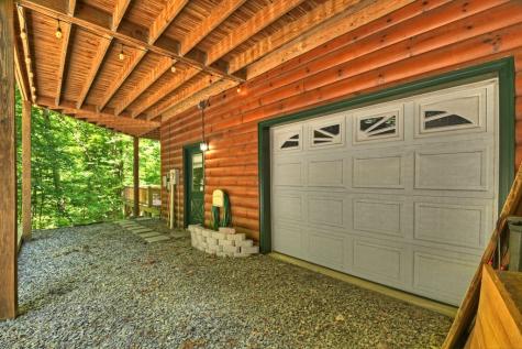 979 Cherokee Lane Mccaysville GA 30555