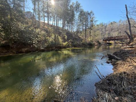 1281 High River Crossing Ellijay GA 30540