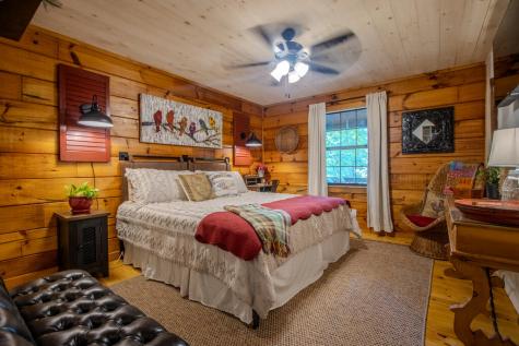 392 Cascades Lane Blue Ridge GA 30513