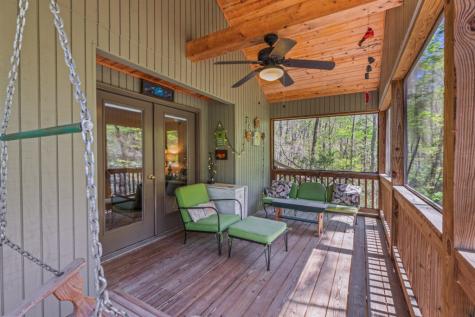 7904 Mr. Bert Road Hiawassee GA 30546