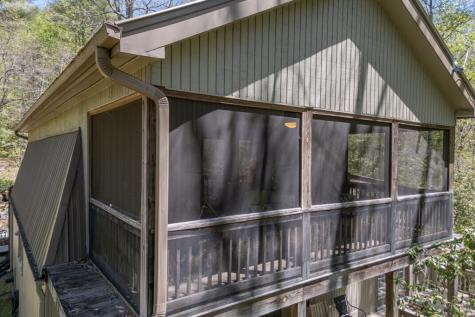 7904 Mr. Bert Road Hiawassee GA 30546