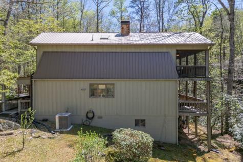 7904 Mr. Bert Road Hiawassee GA 30546