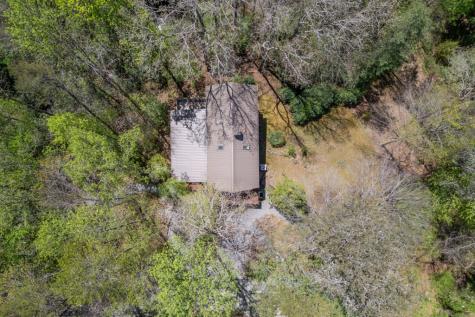 7904 Mr. Bert Road Hiawassee GA 30546