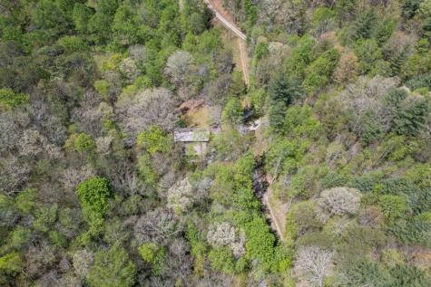 7904 Mr. Bert Road Hiawassee GA 30546
