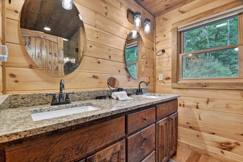 200 Forest View Lane Mineral Bluff GA 30559