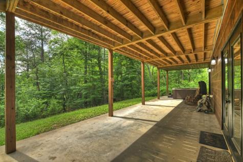 200 Forest View Lane Mineral Bluff GA 30559