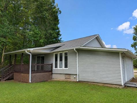 1493 Jones Creek Road Blairsville GA 30512