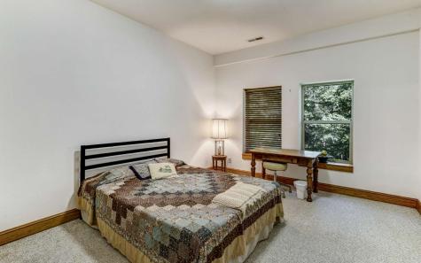 76 Hollyanne Pond Road Hayesville NC 28904