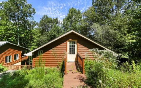76 Hollyanne Pond Road Hayesville NC 28904
