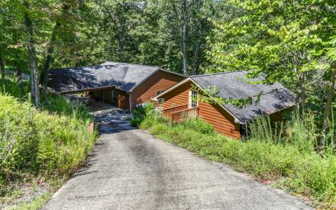 76 Hollyanne Pond Road Hayesville NC 28904
