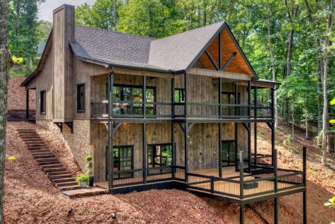 1729 Barnes Chapel Road Blue Ridge GA 30513