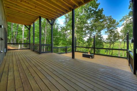 1729 Barnes Chapel Road Blue Ridge GA 30513
