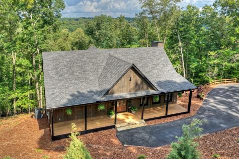 1729 Barnes Chapel Road Blue Ridge GA 30513