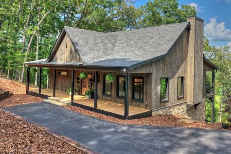 1729 Barnes Chapel Road Blue Ridge GA 30513