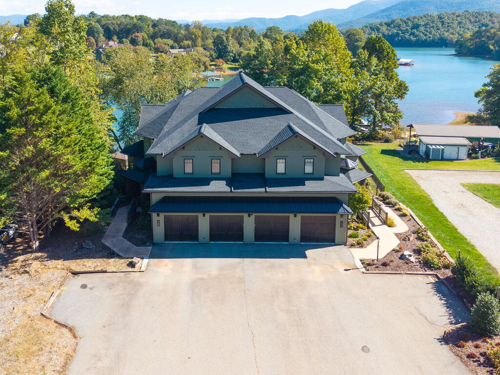 230 Sunnyside Road Hiawassee GA 30546