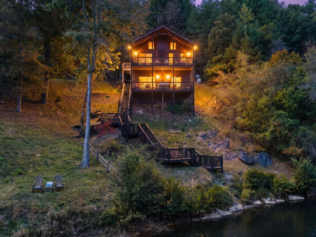47 Running Waters Trail Murphy NC 28906