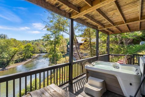 47 Running Waters Trail Murphy NC 28906