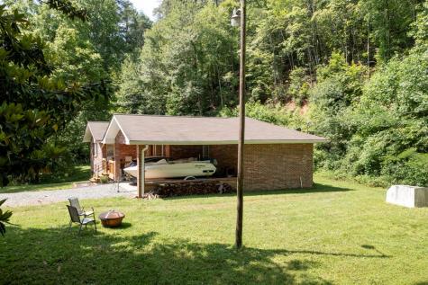 5975 Joe Brown Highway Murphy NC 28906