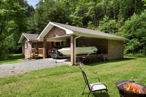 5975 Joe Brown Highway Murphy NC 28906