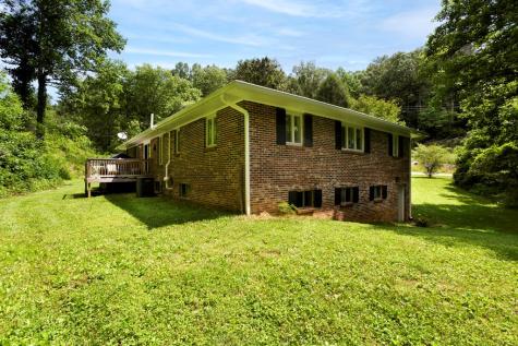 5975 Joe Brown Highway Murphy NC 28906