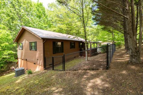 9 Settlers Crossing Way Murphy NC 28906