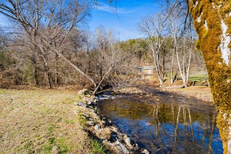 328 Pauls Meadow Drive Hayesville NC 28904