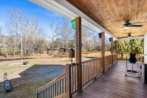 328 Pauls Meadow Drive Hayesville NC 28904