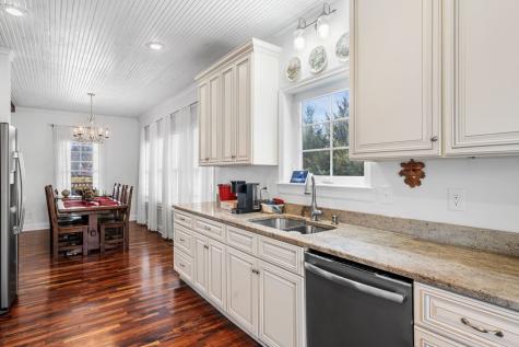 328 Pauls Meadow Drive Hayesville NC 28904