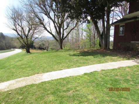 743 Hunter Road Hayesville NC 28904