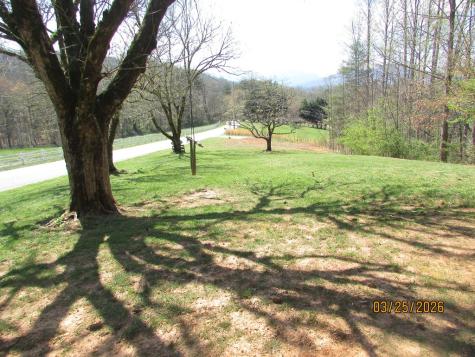 743 Hunter Road Hayesville NC 28904