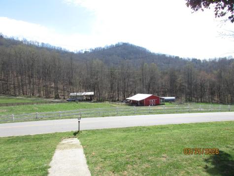 743 Hunter Road Hayesville NC 28904