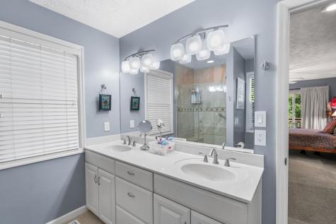 450 Longview Drive Hiawassee GA 30546