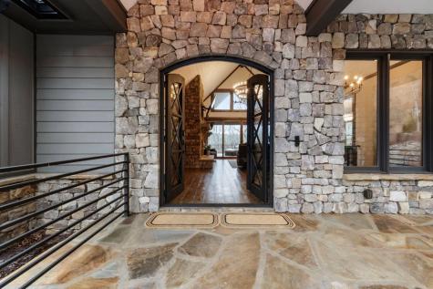 101 Bennett Springs Court Mineral Bluff GA 30559