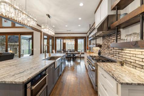 101 Bennett Springs Court Mineral Bluff GA 30559