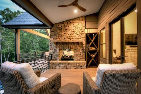 101 Bennett Springs Court Mineral Bluff GA 30559