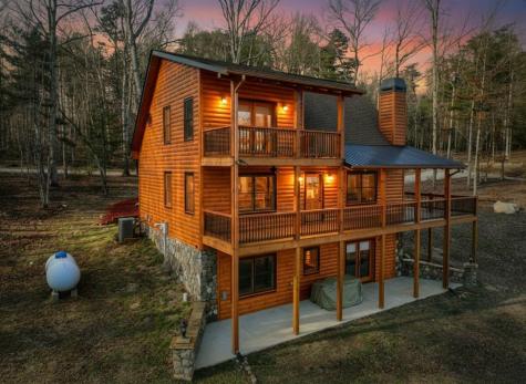 17 Dial Mountain Drive Blue Ridge GA 30513