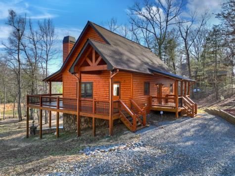 17 Dial Mountain Drive Blue Ridge GA 30513
