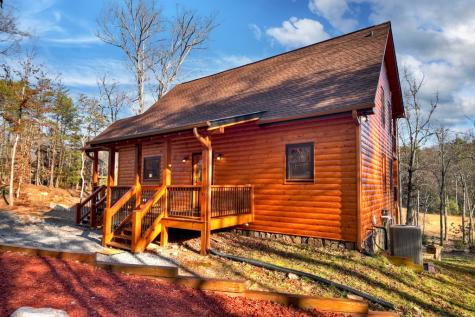 17 Dial Mountain Drive Blue Ridge GA 30513