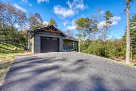 197 Oxford Trail Blairsville GA 30512