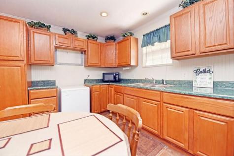 501 Sunnyside Shores Road Hiawassee GA 30546