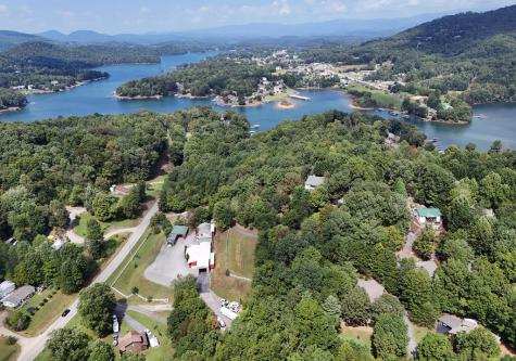 501 Sunnyside Shores Road Hiawassee GA 30546