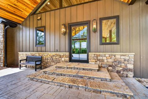 560 Horatio Drive Blue Ridge GA 30513