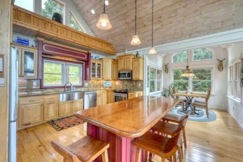 628 Madison Lane Brasstown NC 28902