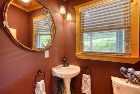 628 Madison Lane Brasstown NC 28902