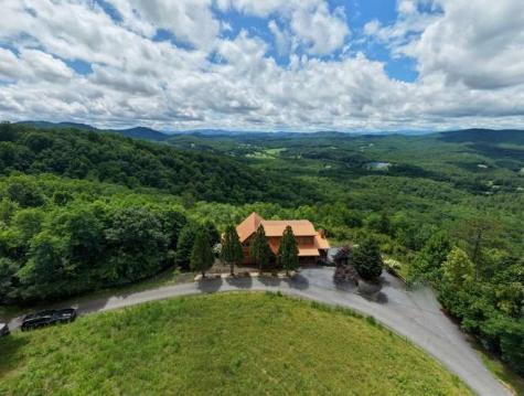 628 Madison Lane Brasstown NC 28902