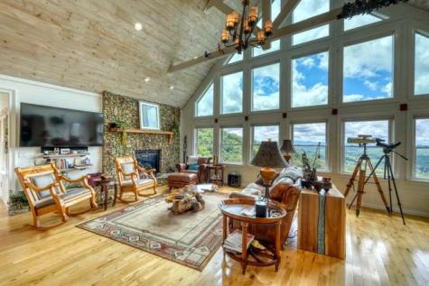 628 Madison Lane Brasstown NC 28902