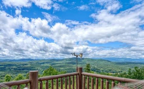 628 Madison Lane Brasstown NC 28902